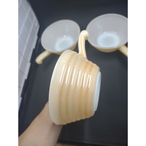 Vintage Fire King Bee Hive Handled Peach Luster Soup Bowl Oven Ware Set Of 3 - Picture 7 of 13